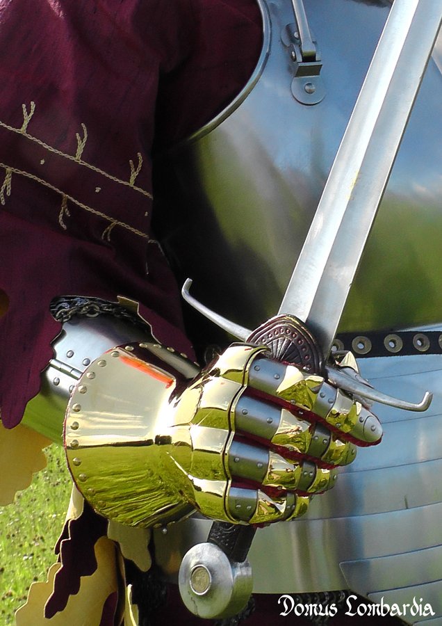 Zbroja na pocztek XV wieku w komplecie./Armour set for begin of XV c.