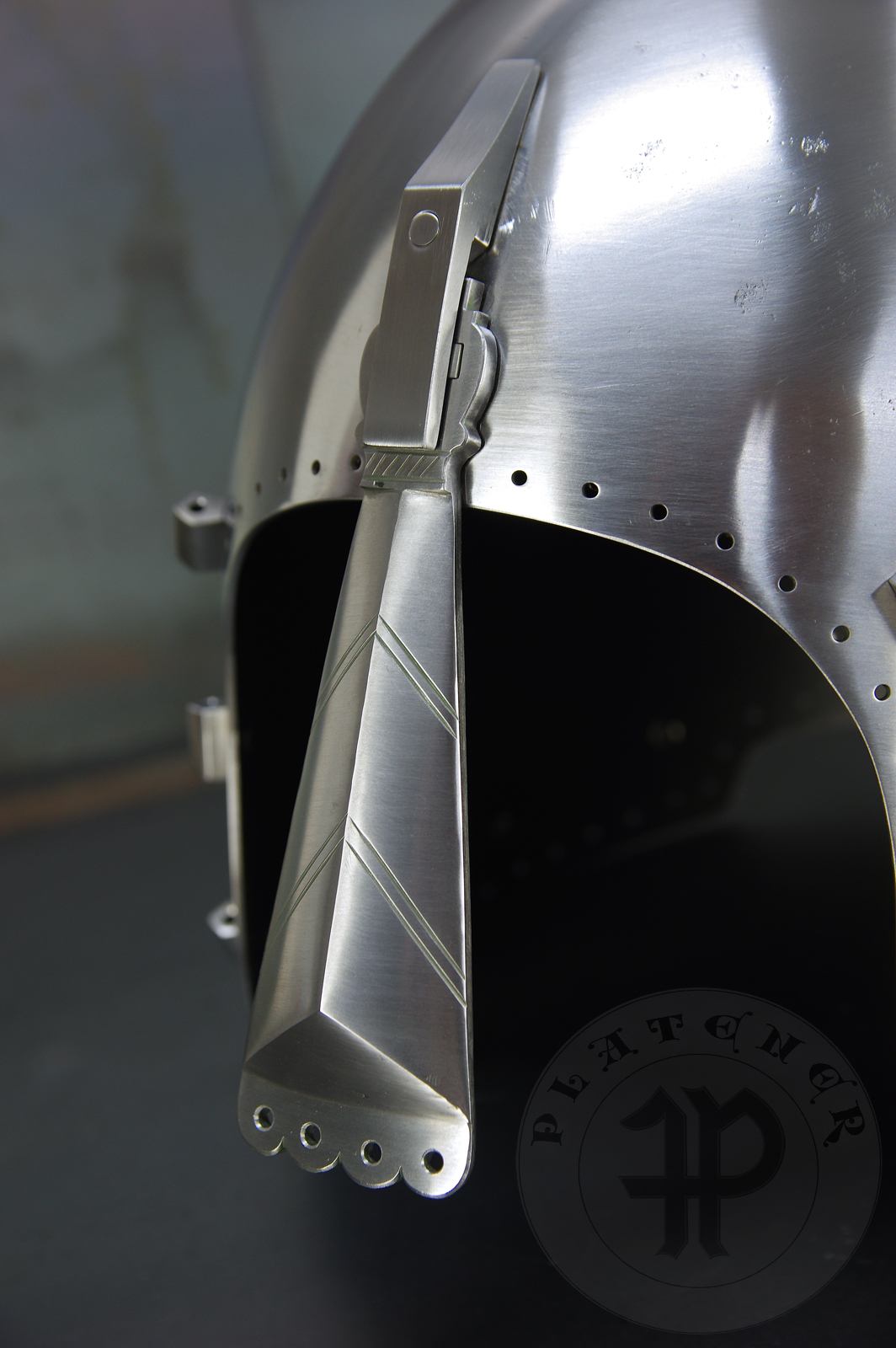 Reproduction of the helmet from Nysa(Poland) equipped with a nasal guard based on the original from Amersfoort (Holland). / Replika hemu z Nysy wyposaona w nosal wzorowany na oryginale z Amersfoort w Holandii.