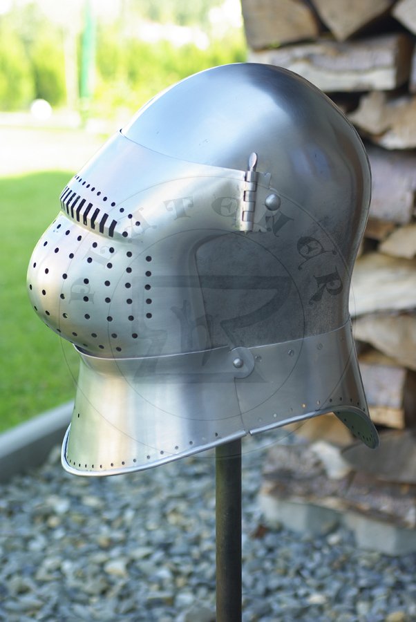 Wielki Basinet, po.XV wieku