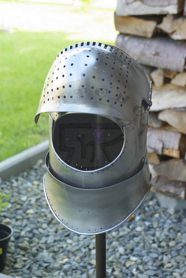 Wielki Basinet, po.XV wieku