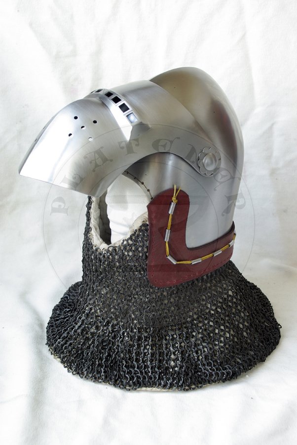 Przybica z zason typu klappvisier mocowana na skroniach. Hartowany i odpuszczany do twardoci 30 HRC./Bascinet with side mounted klappvisier visor. Heat hardened and tempered up to 30 HRC.
