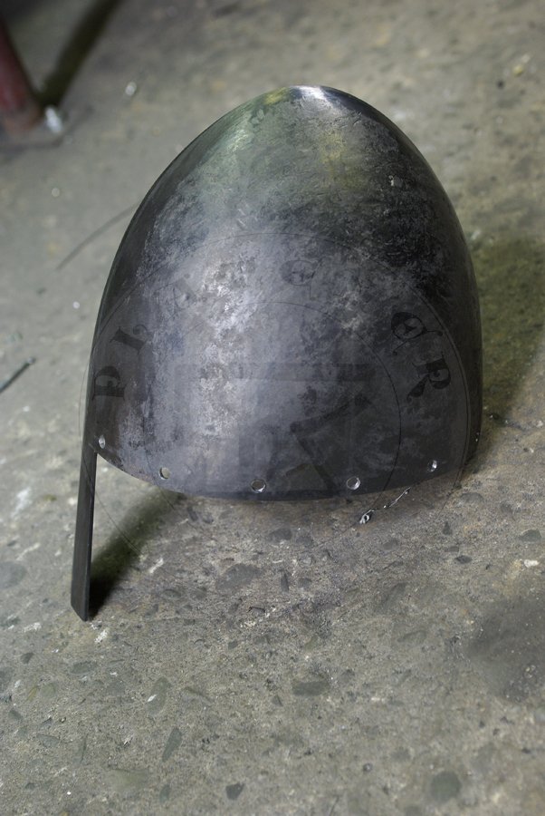 Hem normaski/Norman helmet